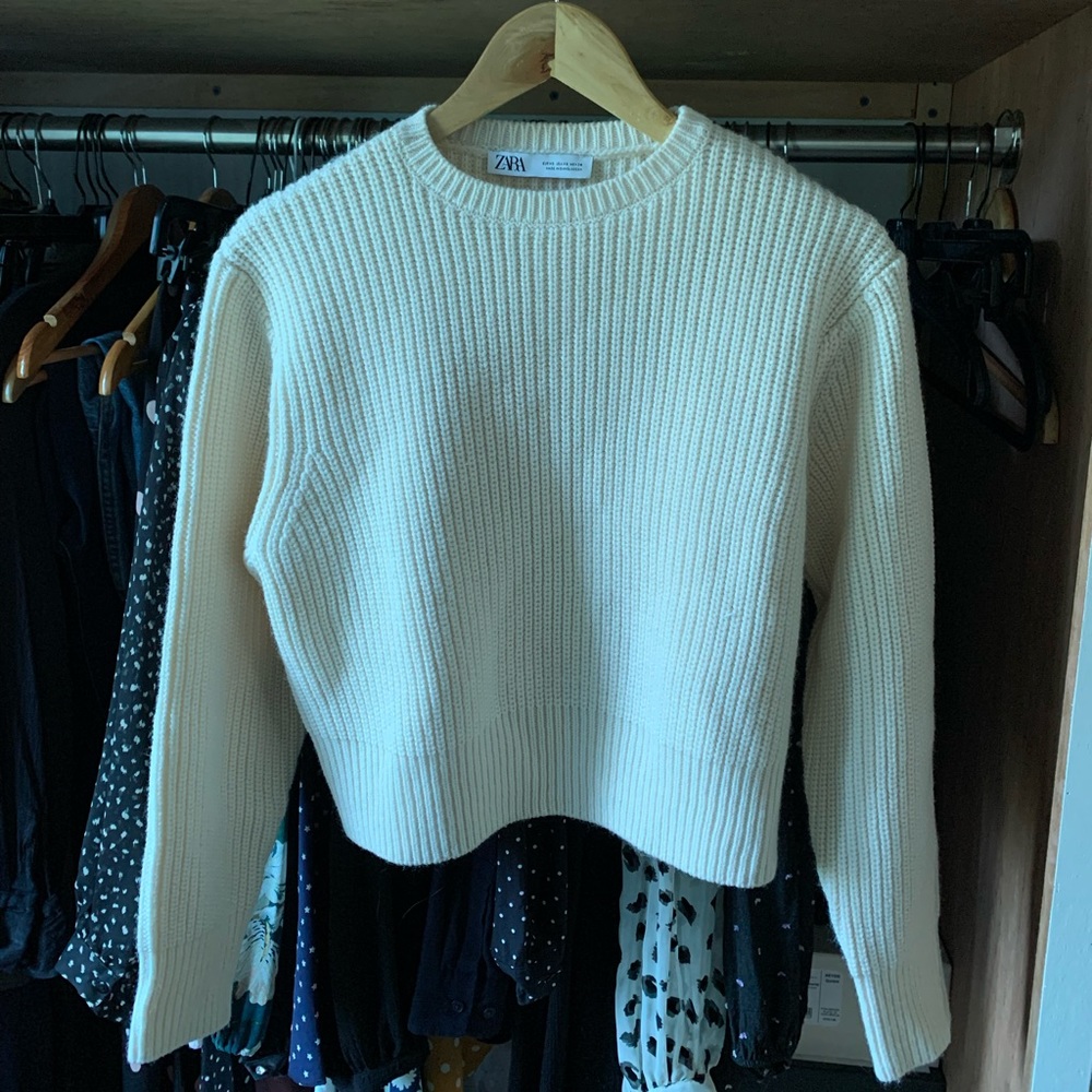 Zara Cropped Sweater Cream